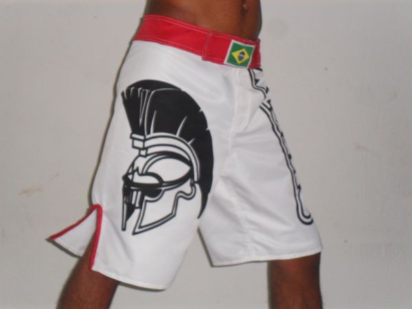 BERMUDA FIGHT GLADIATOR